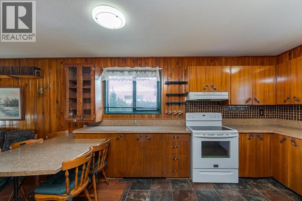 2832 PINEWOOD AVENUE - 22