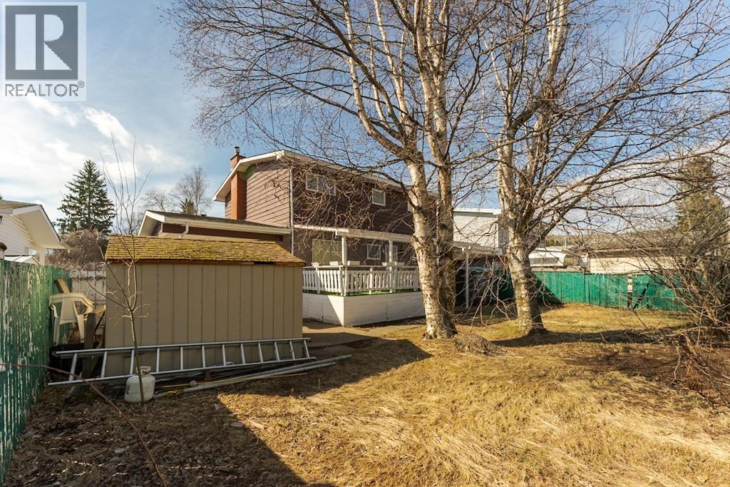 Dining room of 2832 PINEWOOD AVENUE · Prince George, BC