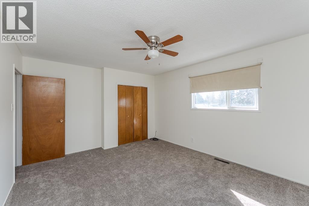 2832 PINEWOOD AVENUE - 36