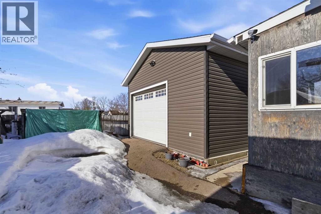 181 Greenbriar Bay, Fort McMurray