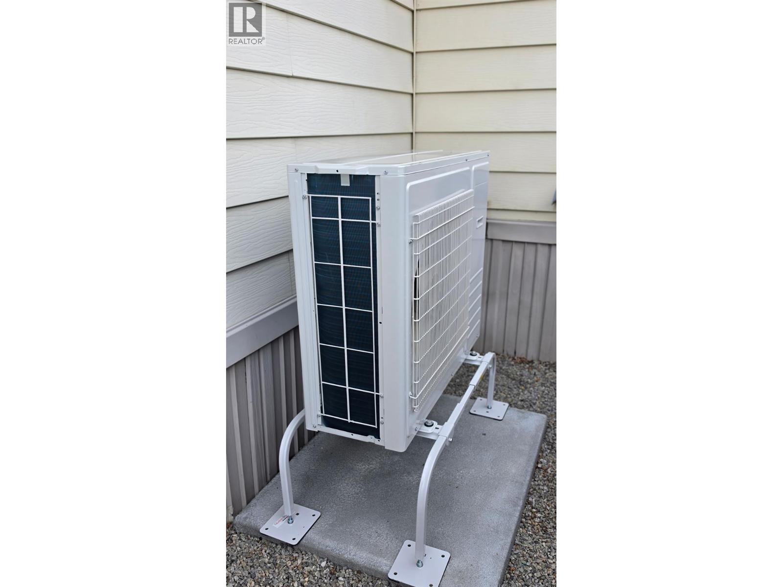 #44 201 Highway 97 Unit# 44 - 24