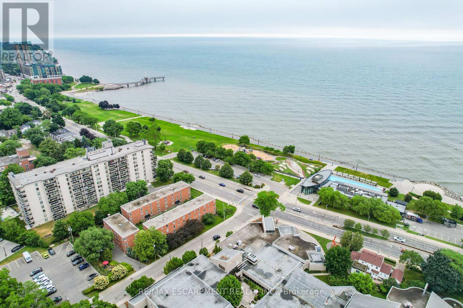 #37 1347 LAKESHORE ROAD - 17