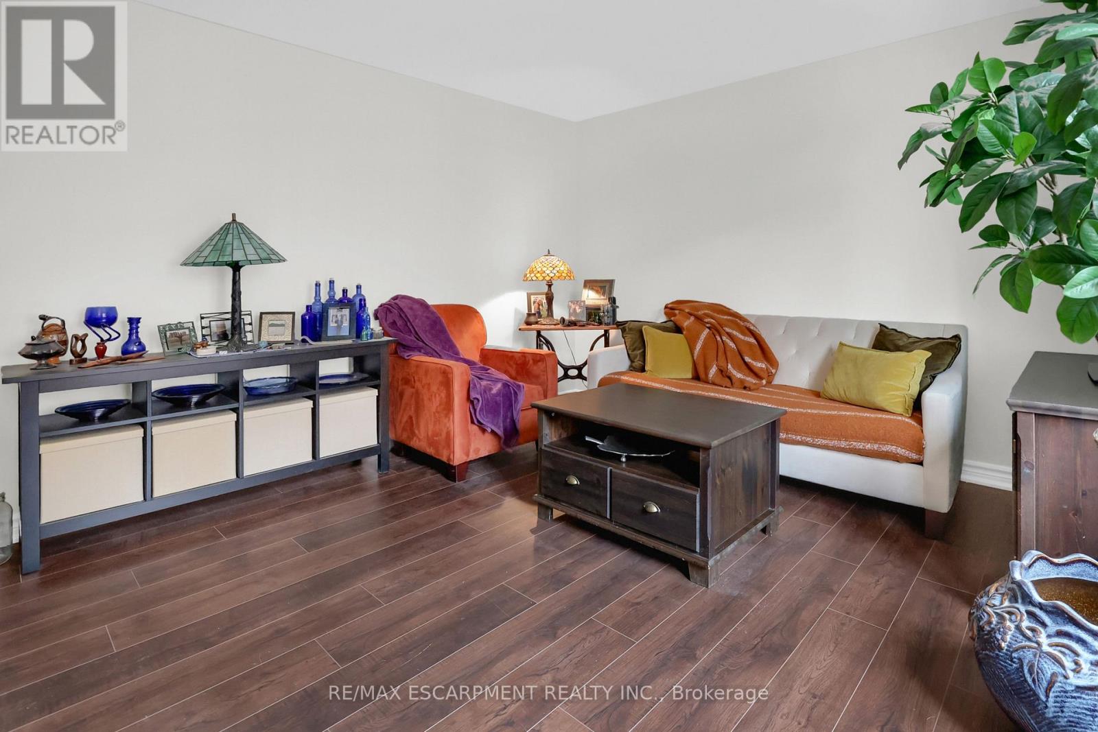 #37 1347 LAKESHORE ROAD - 37