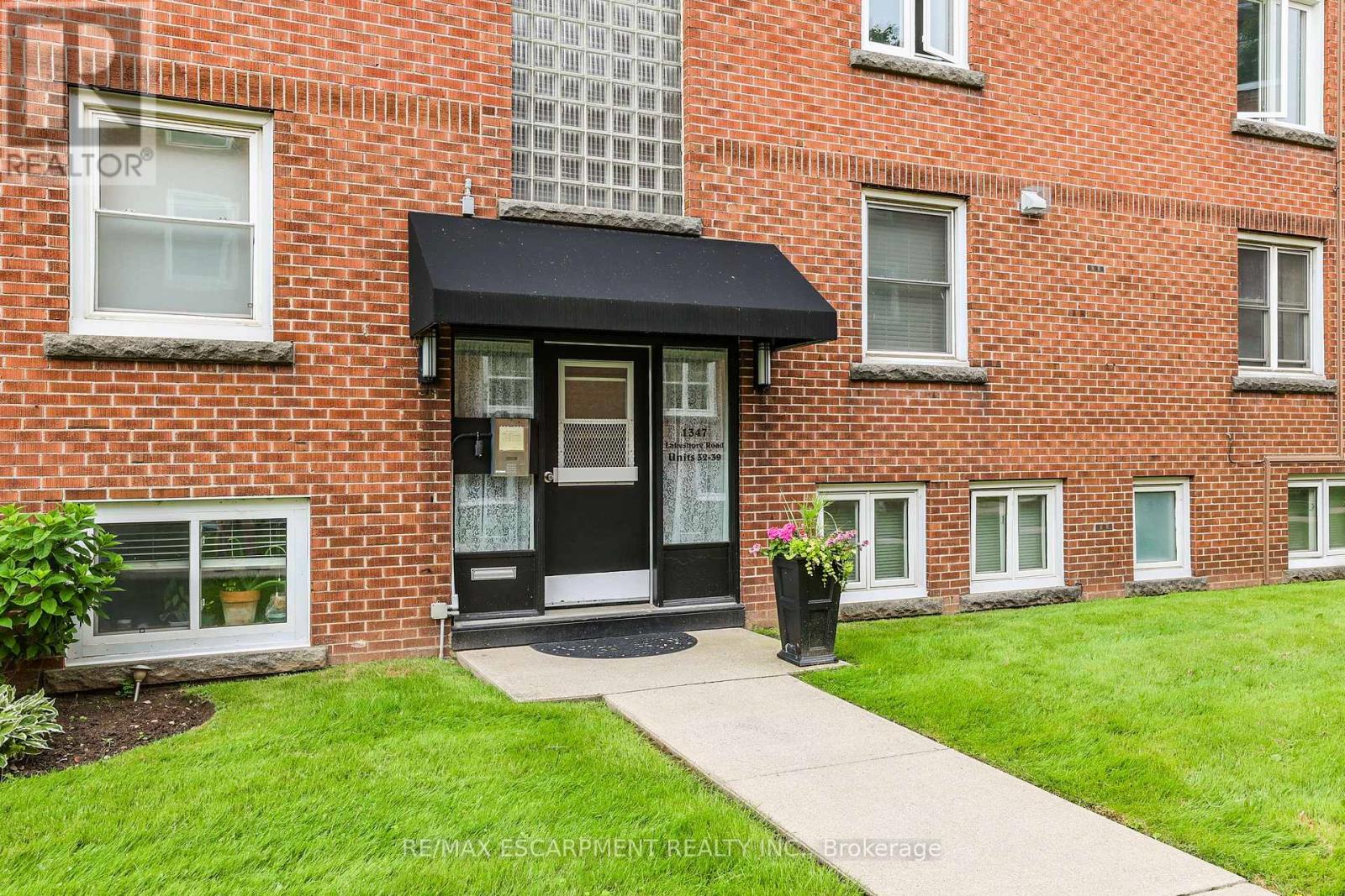 #37 1347 LAKESHORE ROAD - 6