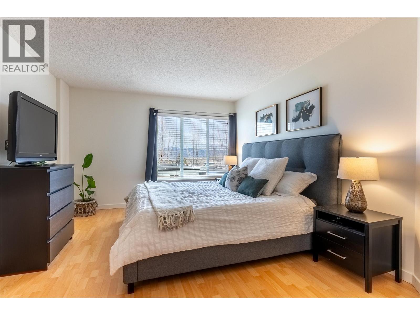 #18 411 ABERDEEN Drive Unit# 18 - 21