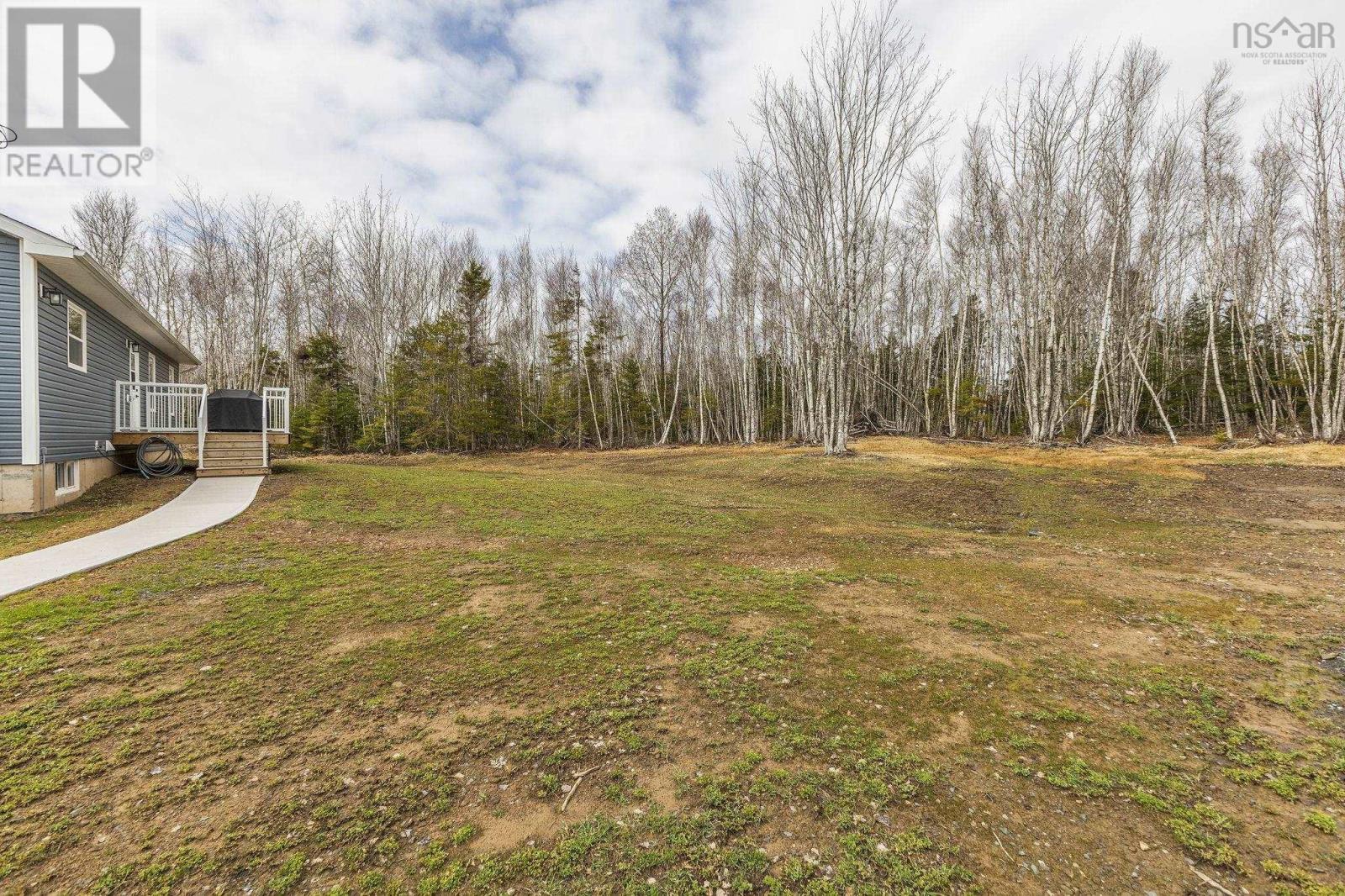 Property 27 of 30 of 134 Waterview Drive