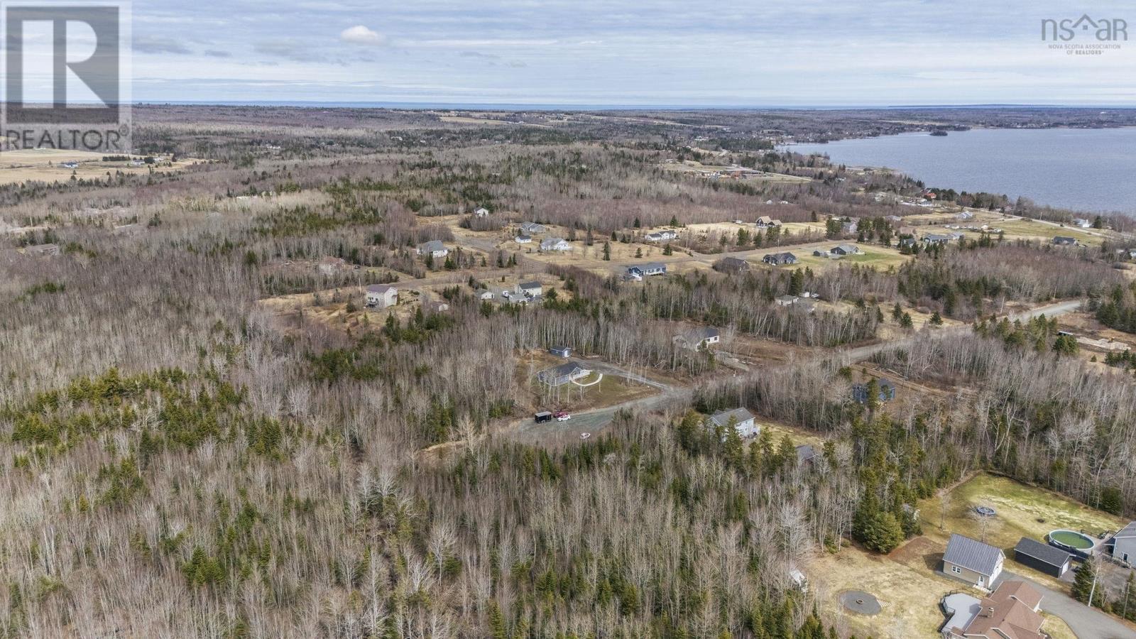 Property 29 of 30 of 134 Waterview Drive