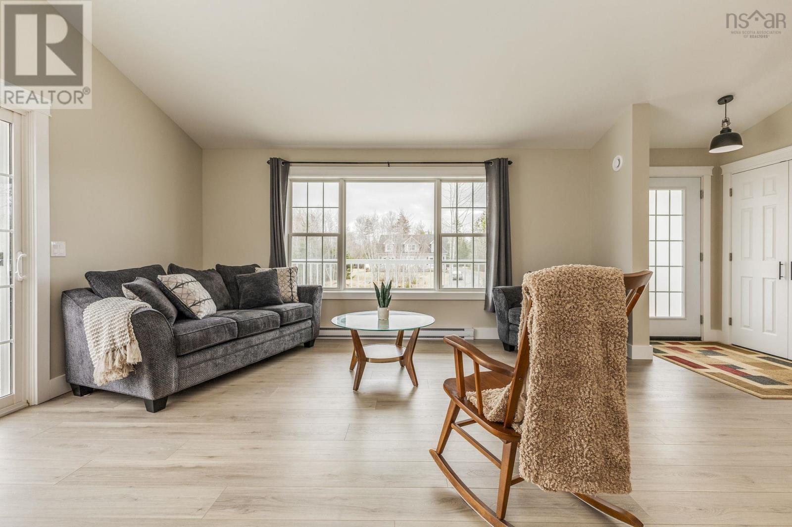 Property 7 of 30 of 134 Waterview Drive