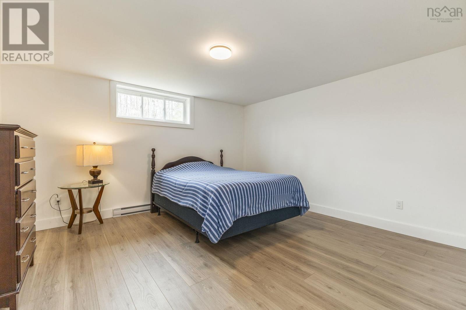 Property 24 of 30 of 134 Waterview Drive