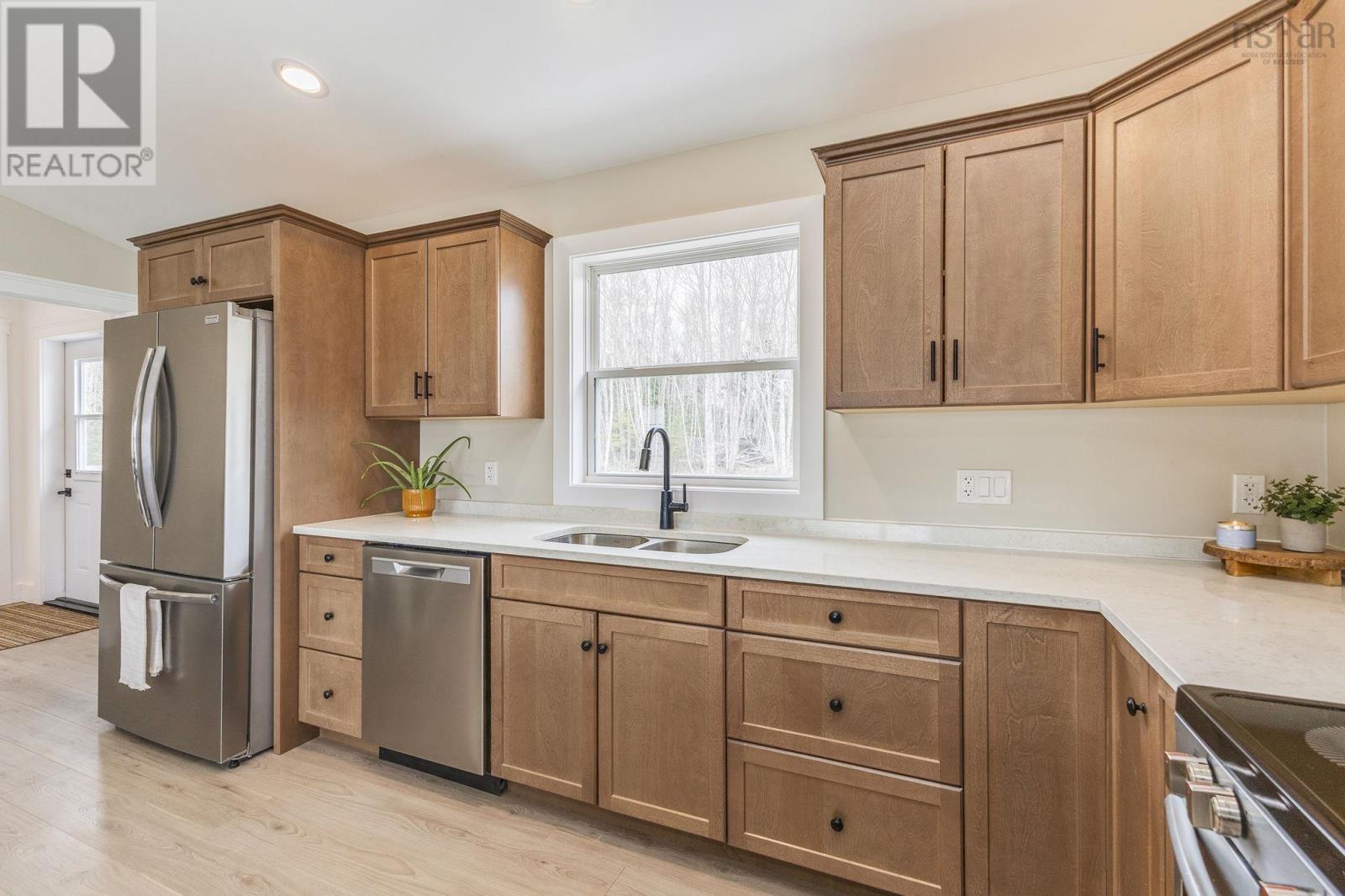 Property 11 of 30 of 134 Waterview Drive