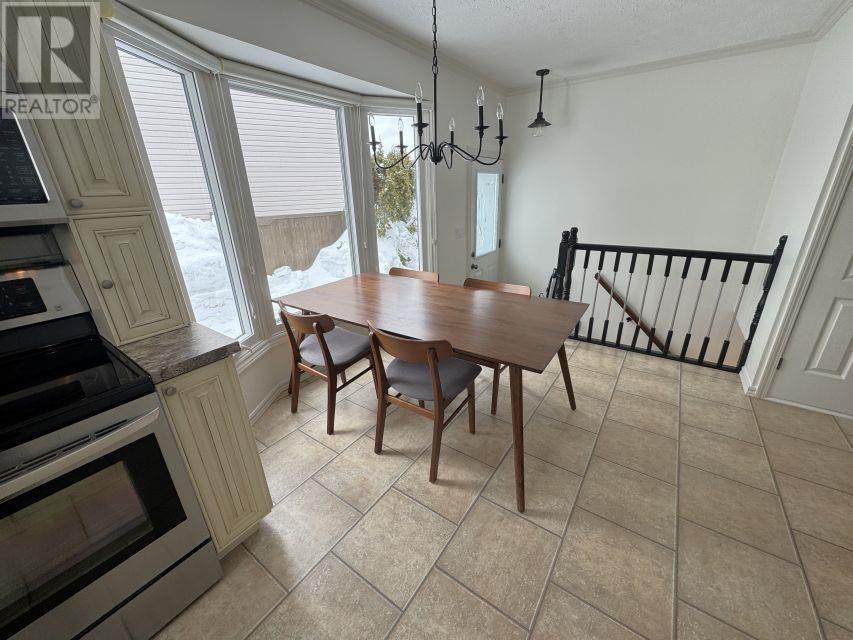 43 Bennett DR, Elliot Lake, Ontario, P5A2T3 — Photo 10