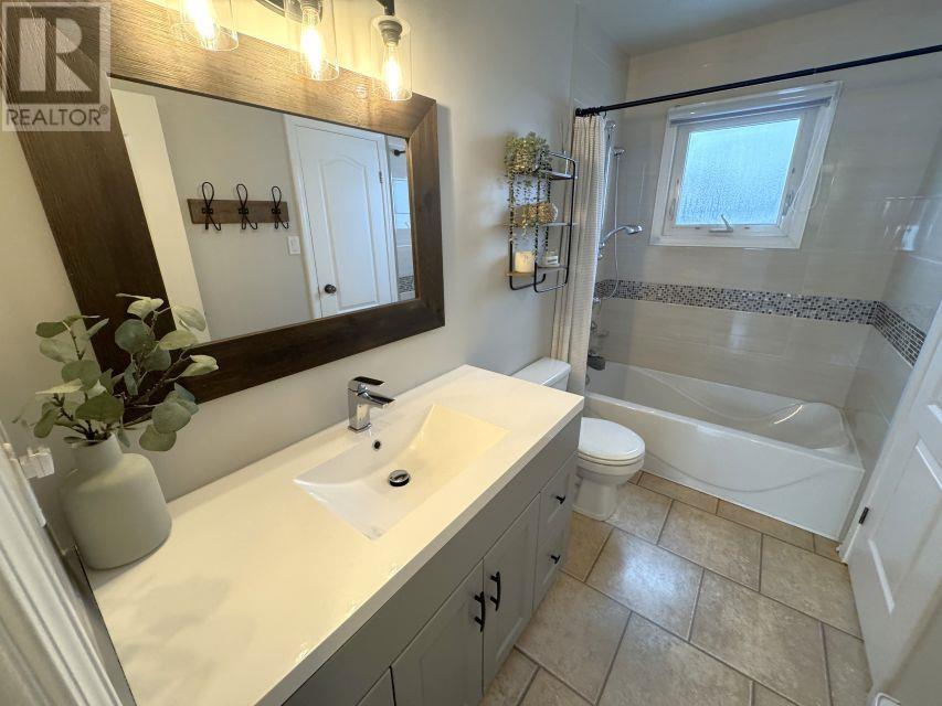 43 Bennett DR, Elliot Lake, Ontario, P5A2T3 — Photo 17