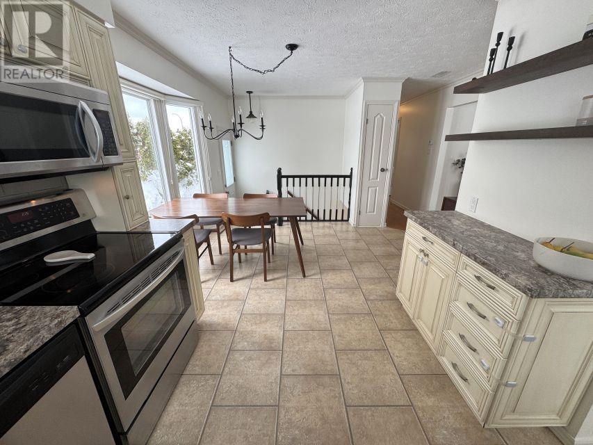 43 Bennett DR, Elliot Lake, Ontario, P5A2T3 — Photo 9