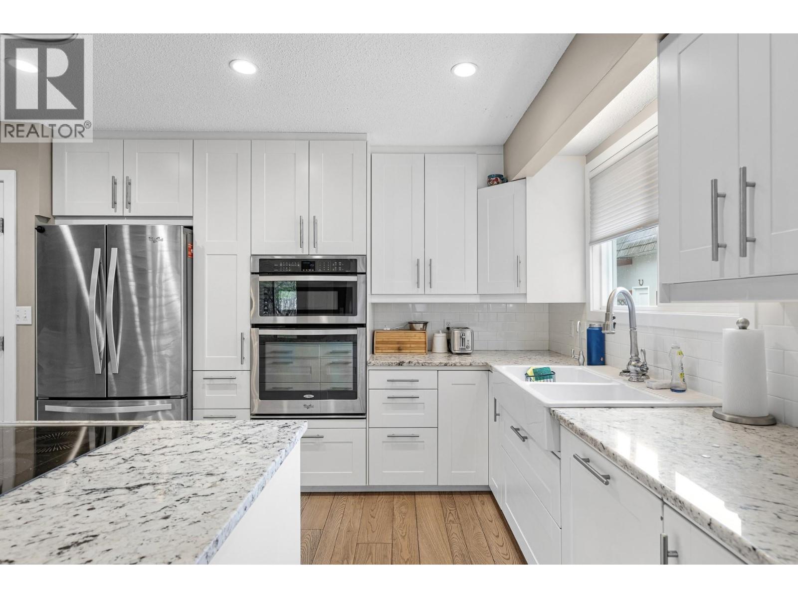 11438 Okanagan Centre Road E, Lake Country