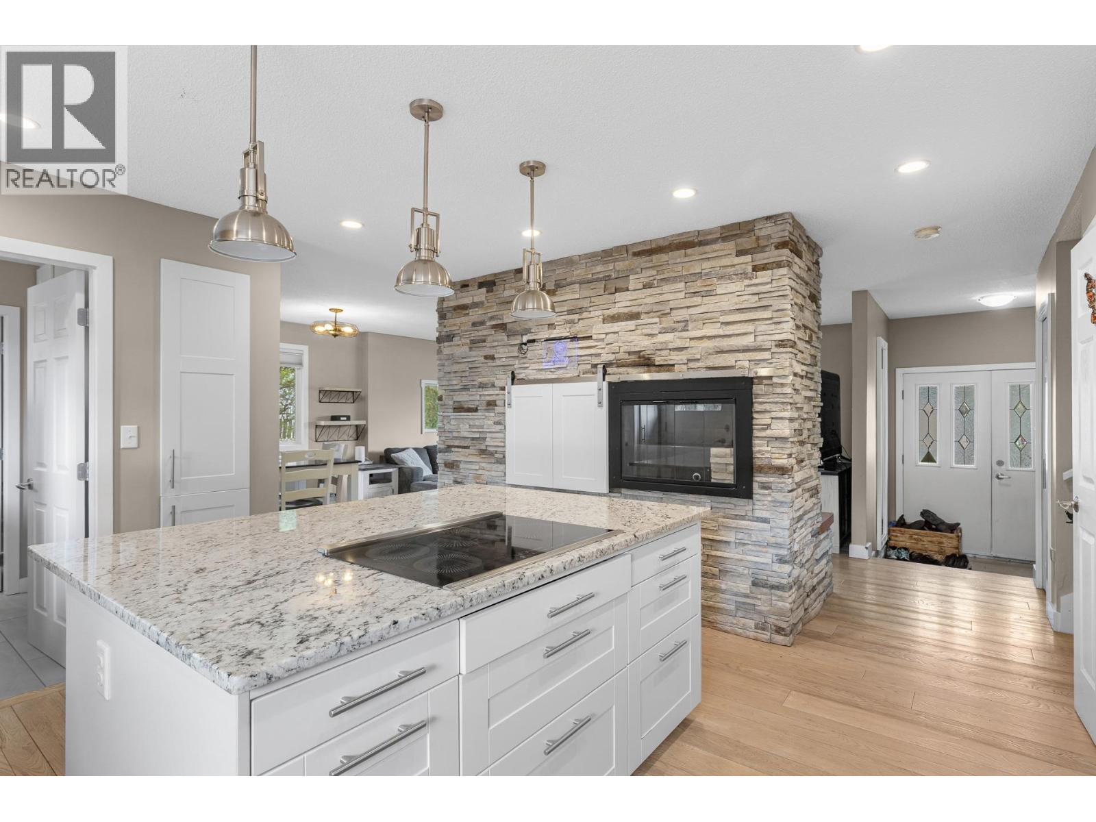 11438 Okanagan Centre Road E, Lake Country