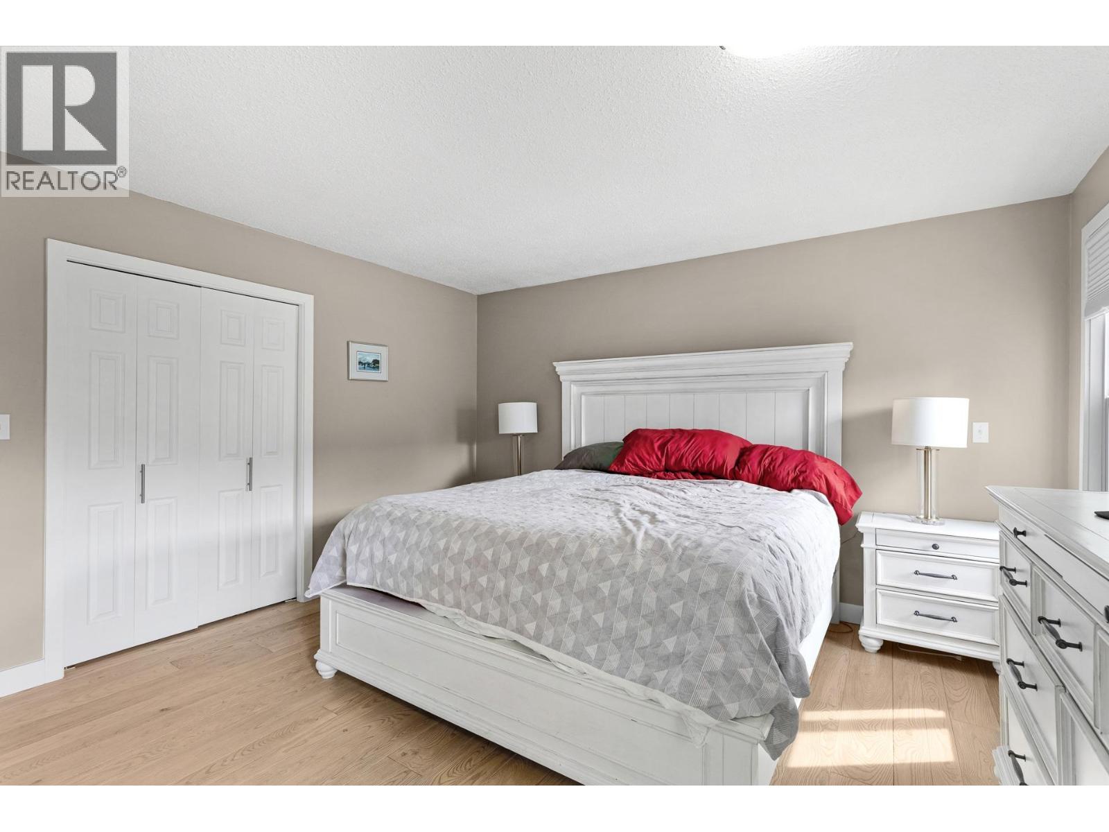 11438 Okanagan Centre Road E, Lake Country