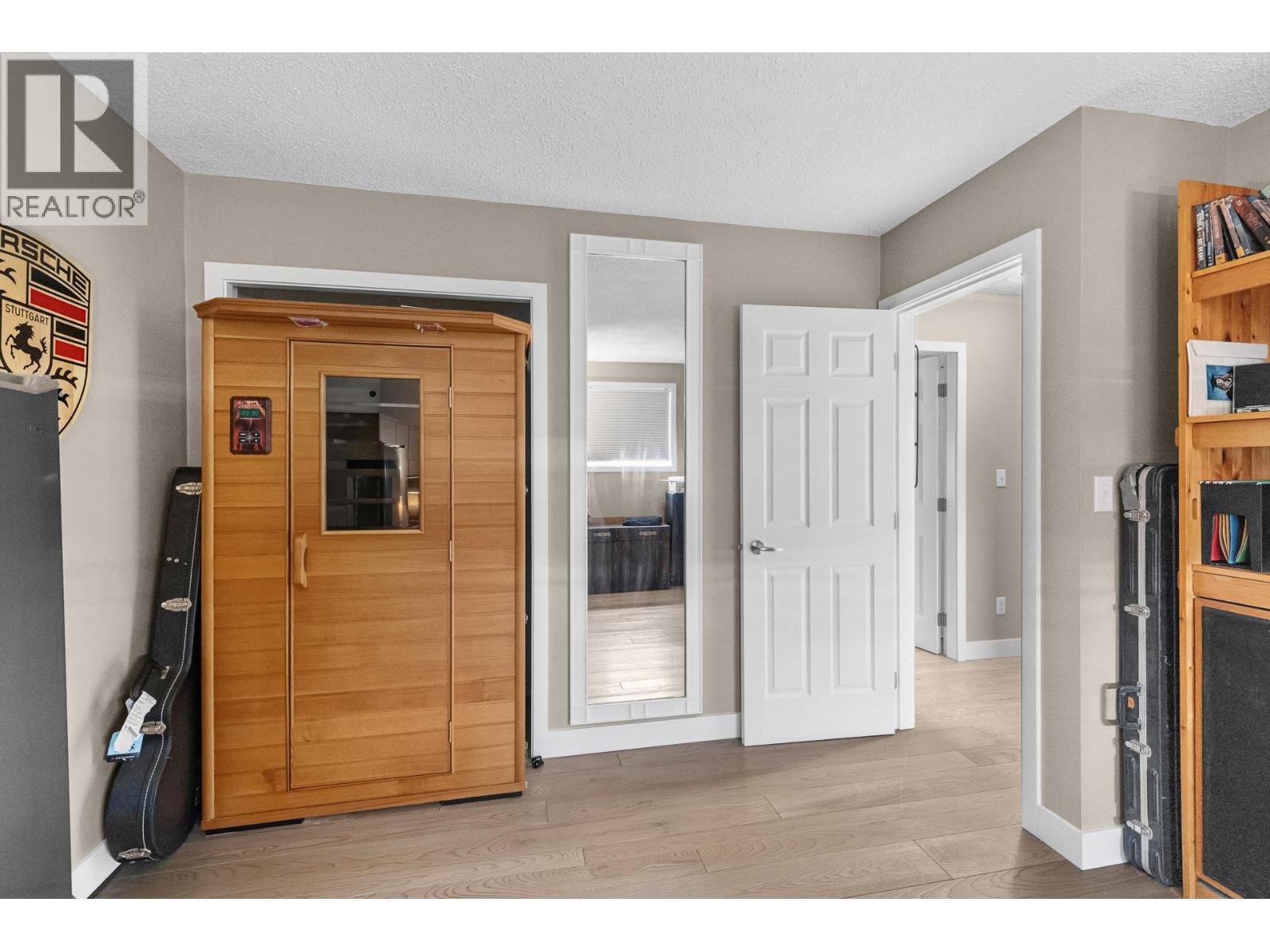 11438 Okanagan Centre Road E, Lake Country