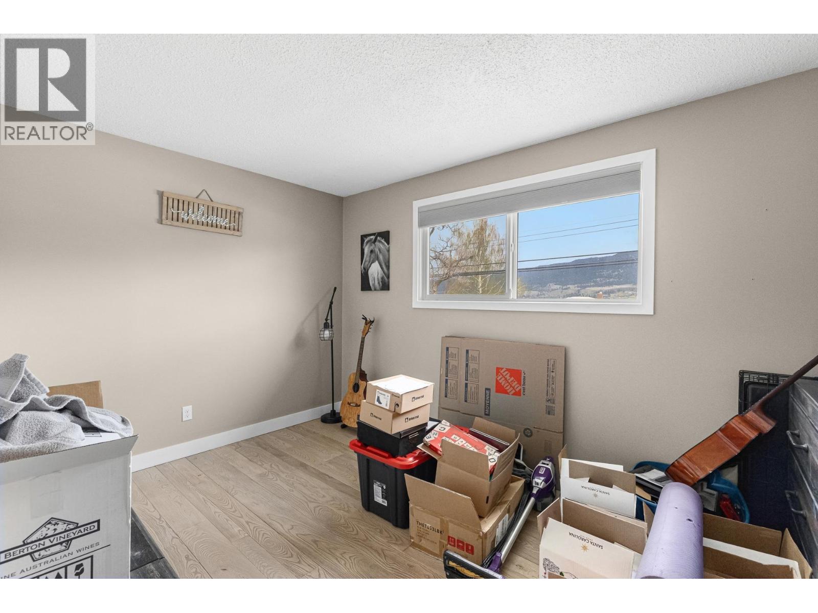 11438 Okanagan Centre Road E, Lake Country