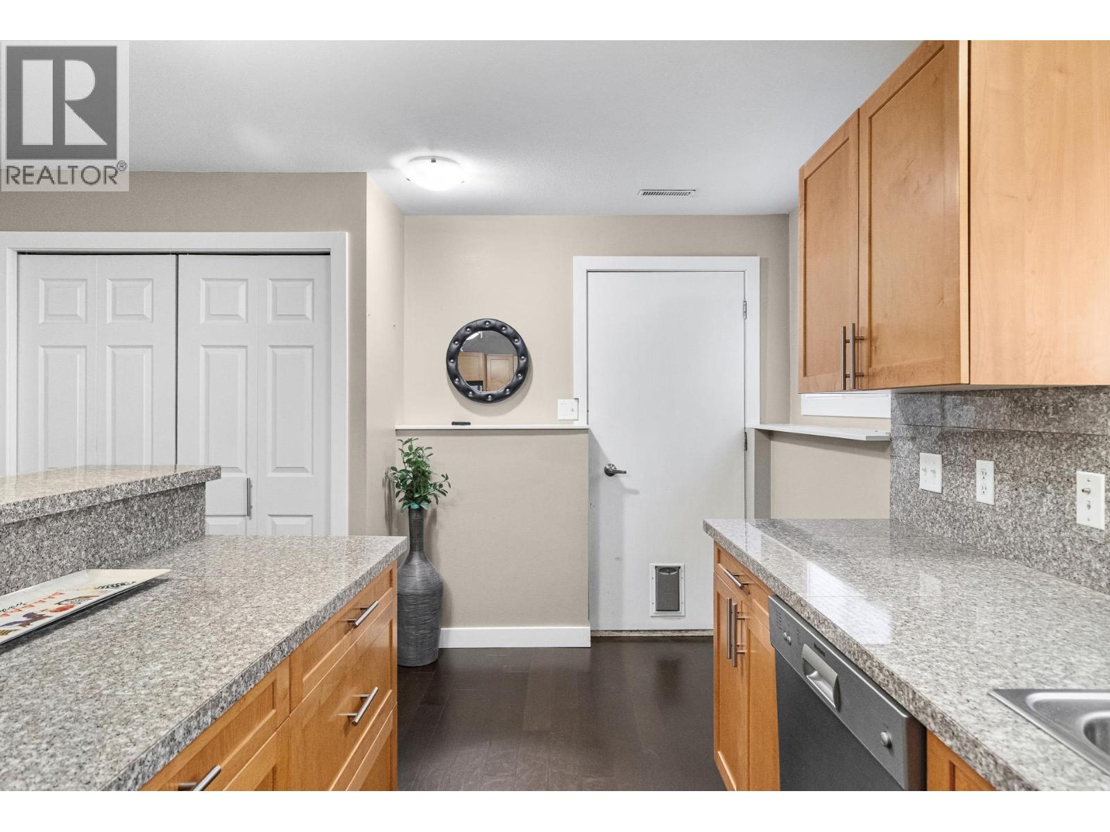 11438 Okanagan Centre Road E, Lake Country