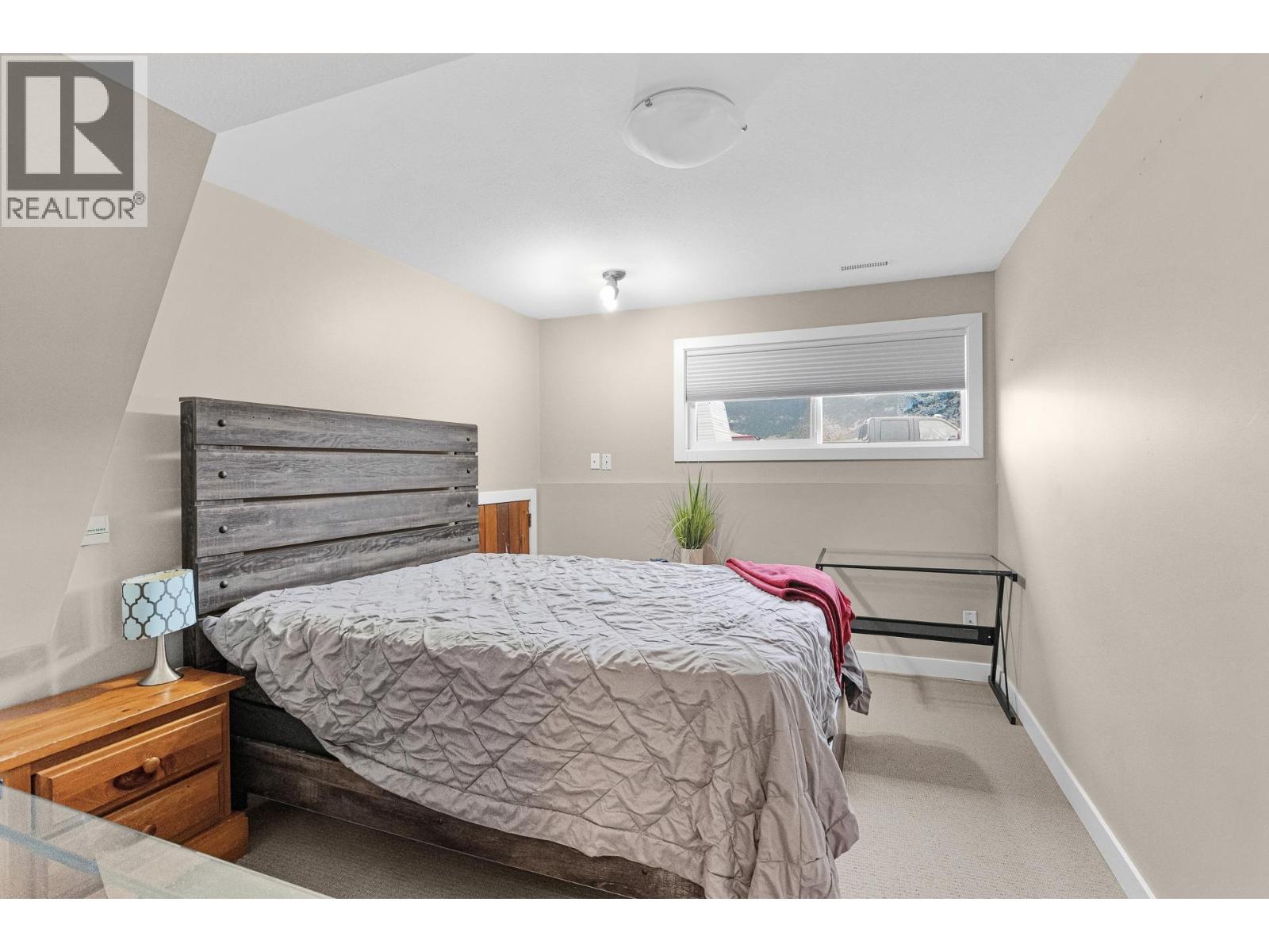 11438 Okanagan Centre Road E, Lake Country