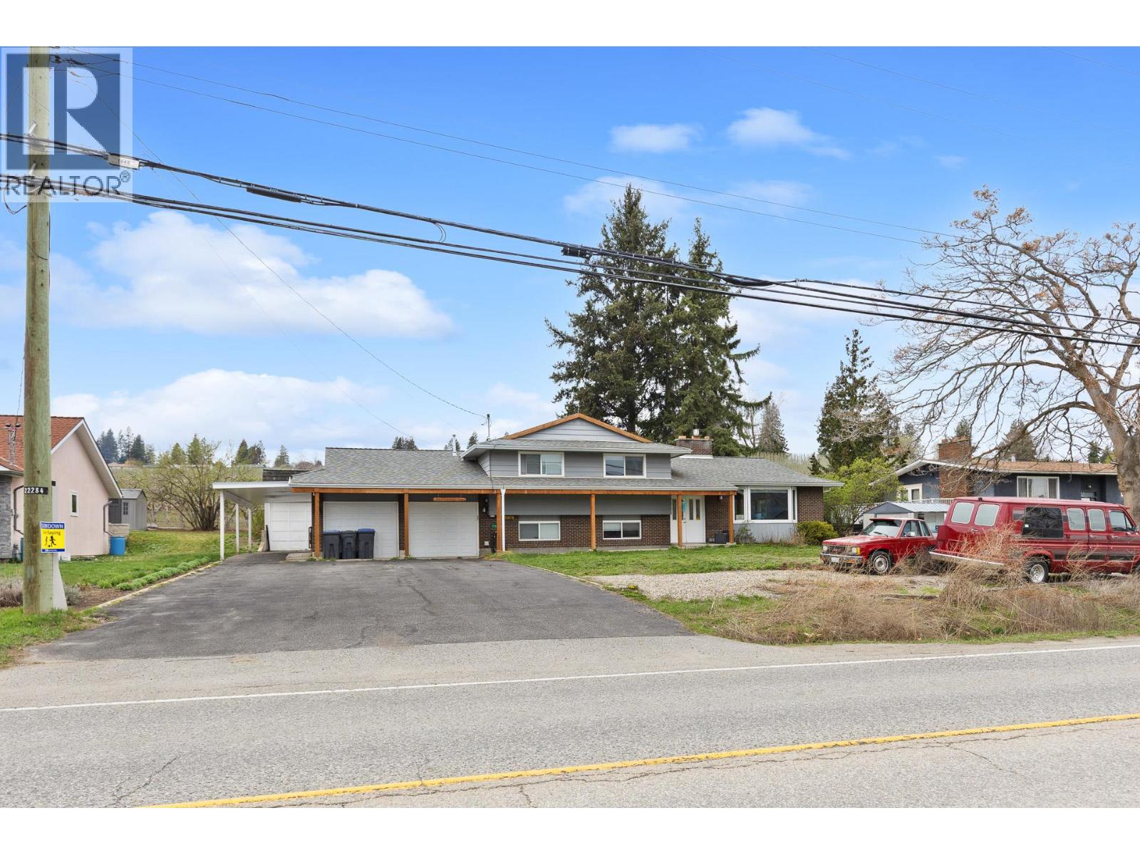 11438 Okanagan Centre Road E, Lake Country