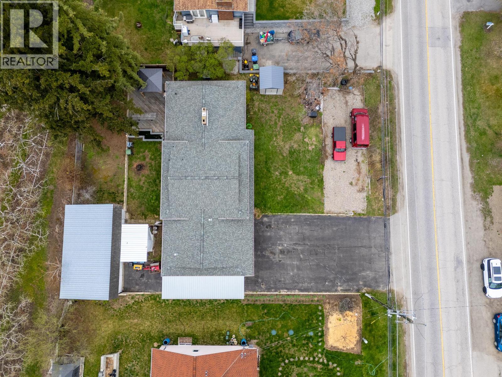 11438 Okanagan Centre Road E, Lake Country