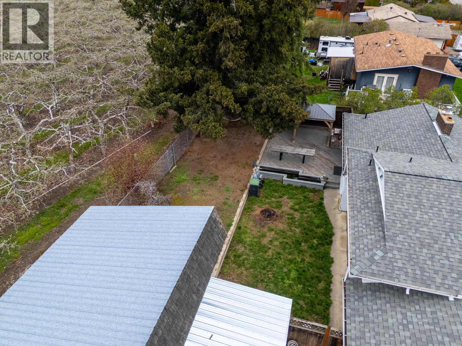 11438 Okanagan Centre Road E, Lake Country