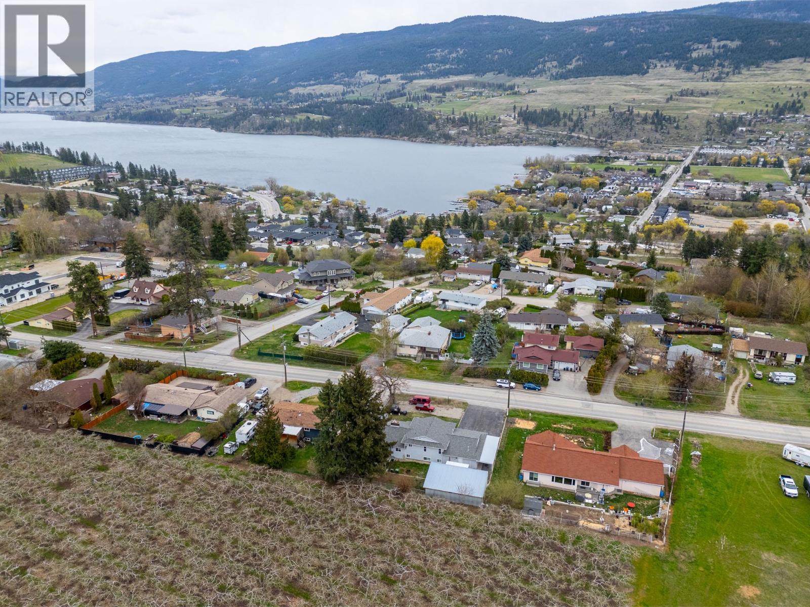11438 Okanagan Centre Road E, Lake Country