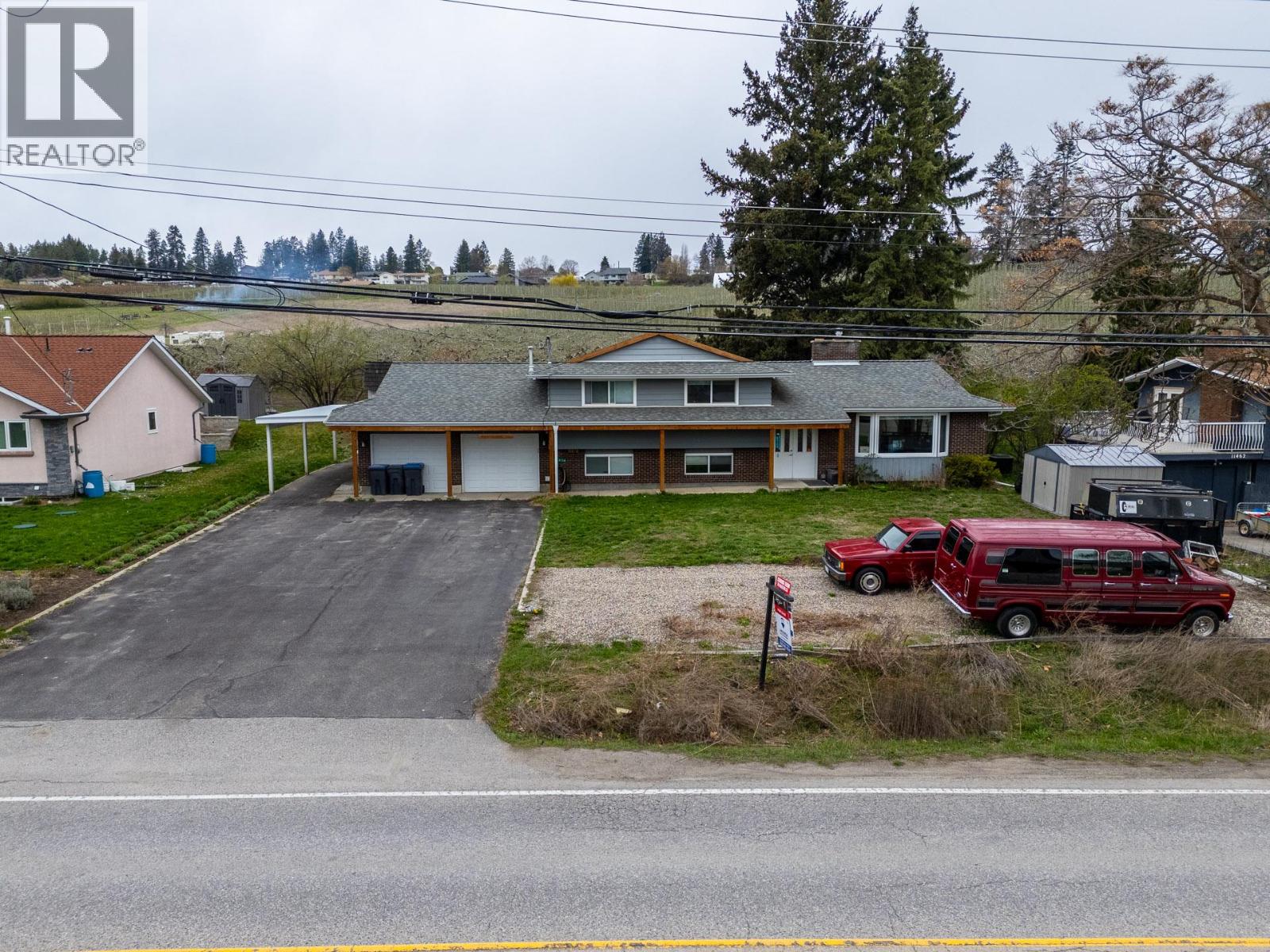 11438 Okanagan Centre Road E, Lake Country