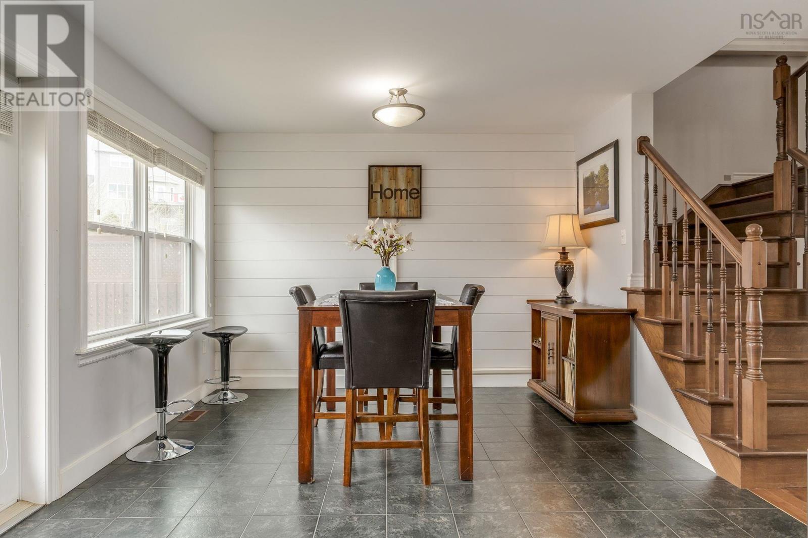 Property 20 of 45 of 79 Collingwood Court