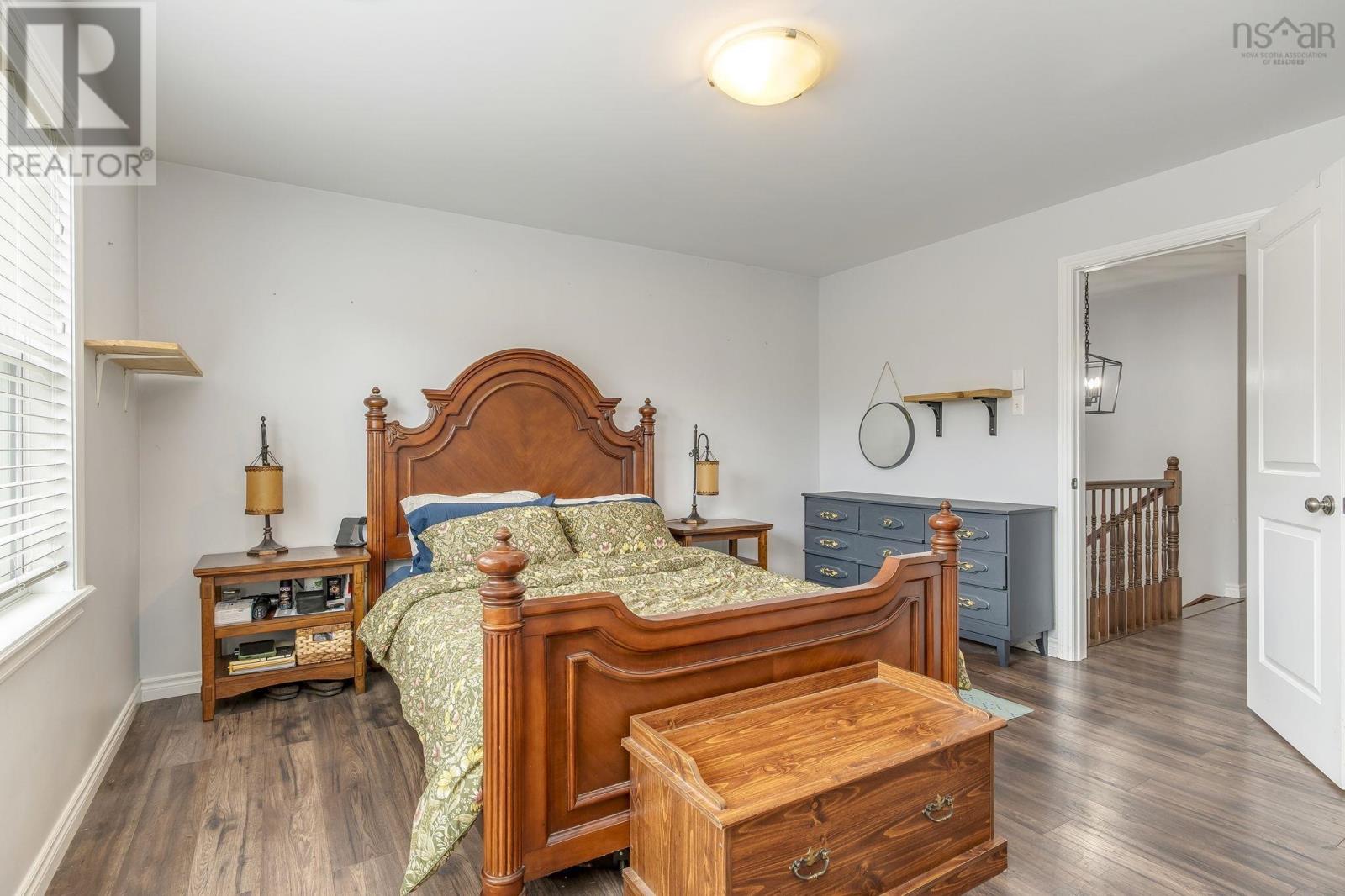 Property 26 of 45 of 79 Collingwood Court