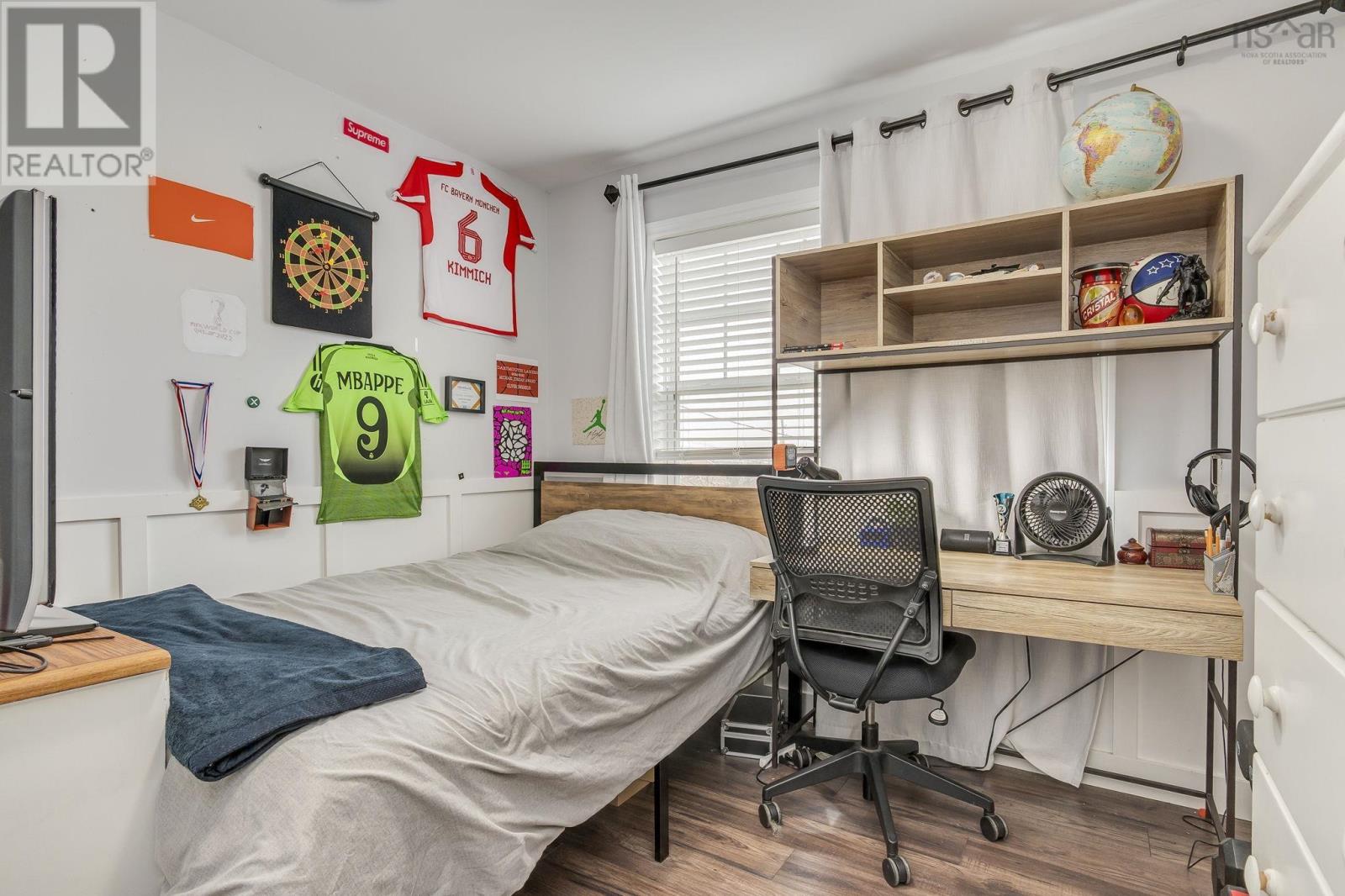 Property 31 of 45 of 79 Collingwood Court