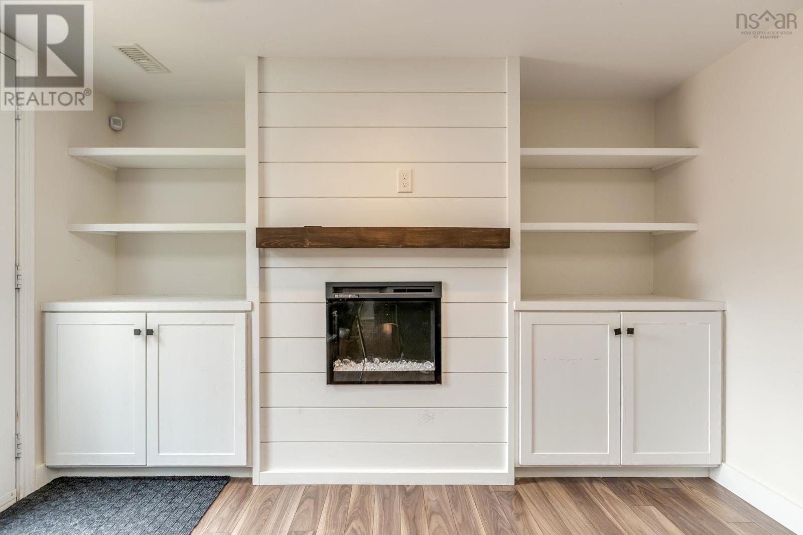 Property 38 of 45 of 79 Collingwood Court