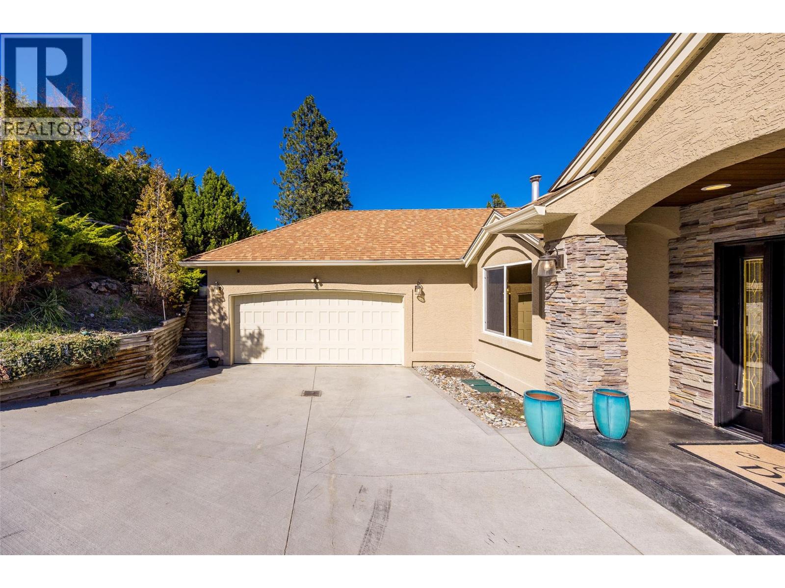  2153 Alexander Place, West Kelowna