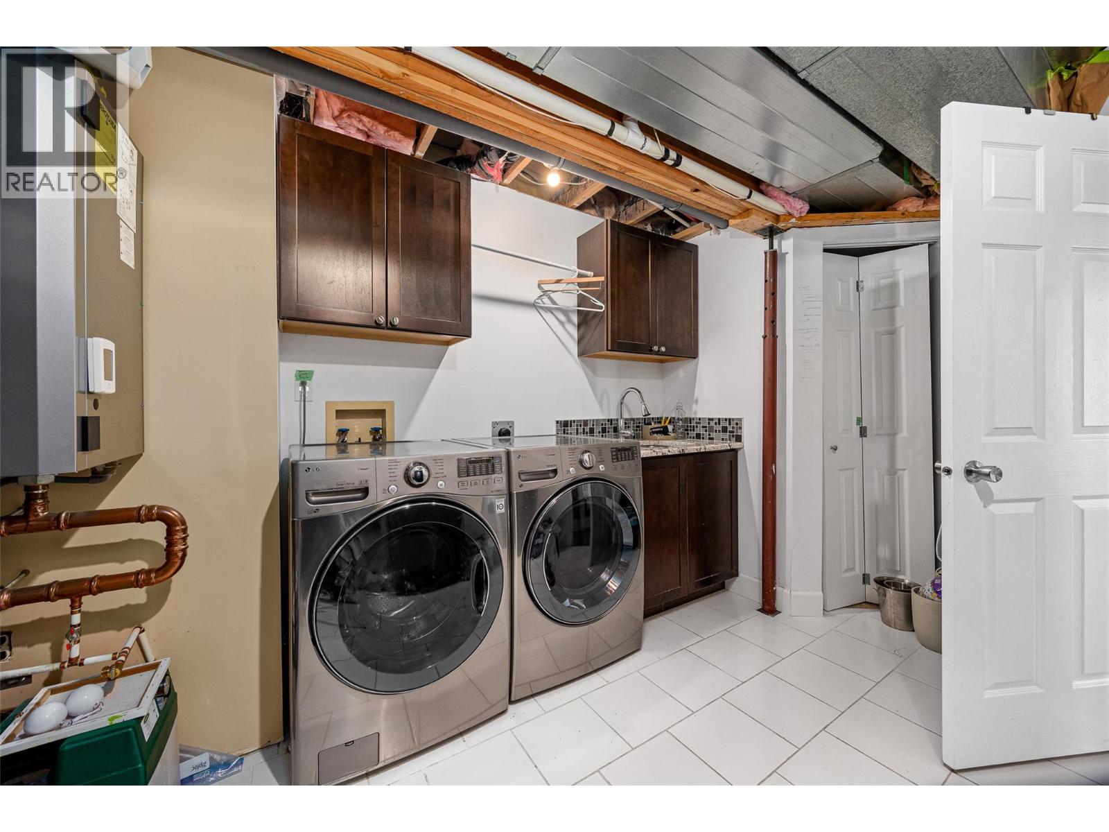  2153 Alexander Place, West Kelowna