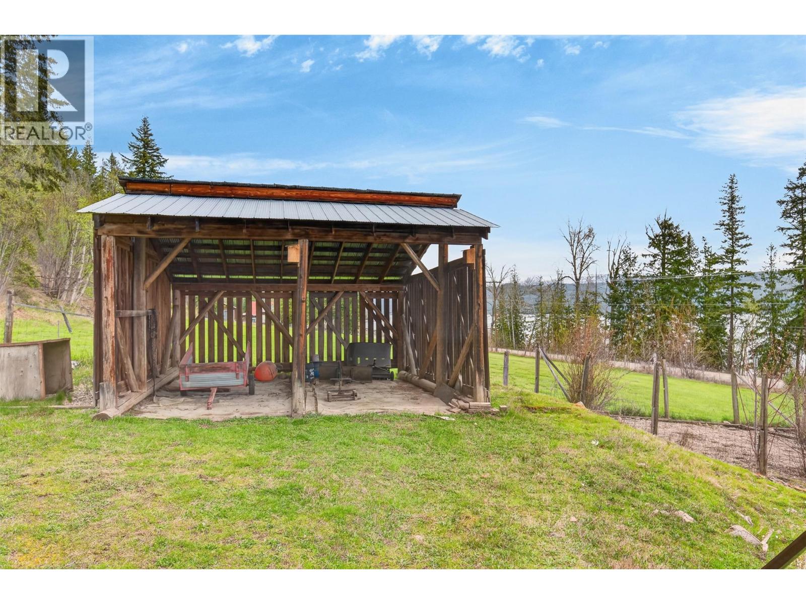 7483 SQUILAX-ANGLEMONT ROAD - 11