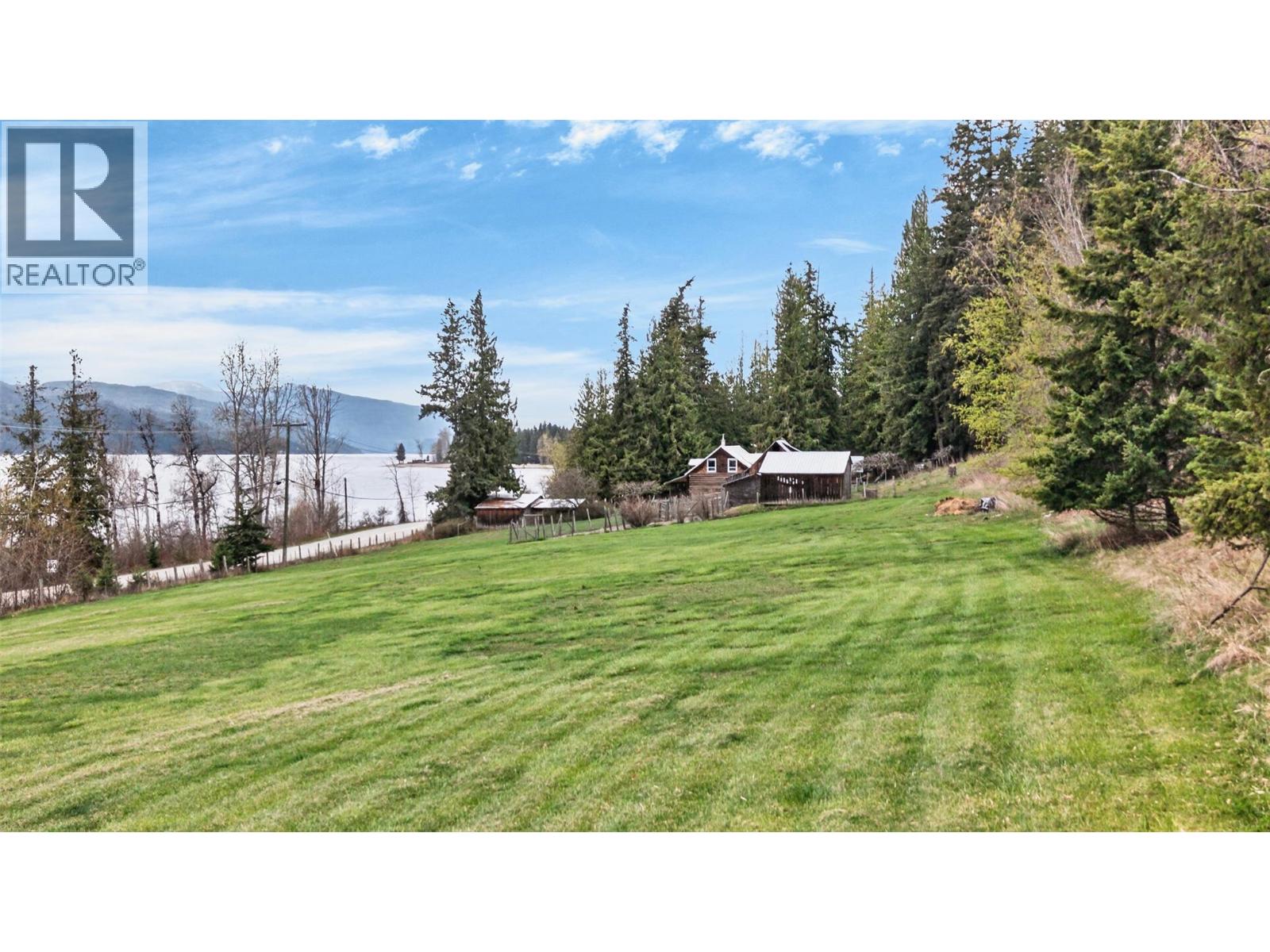 7483 SQUILAX-ANGLEMONT ROAD - 42