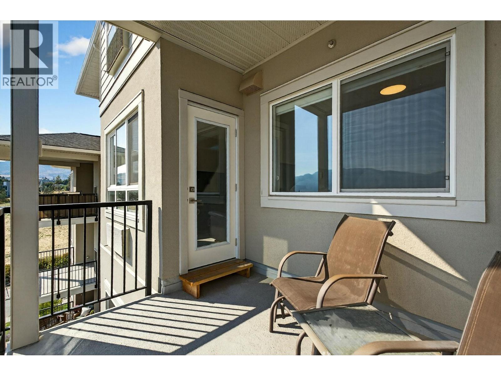 318 2301 CARRINGTON Road, West Kelowna