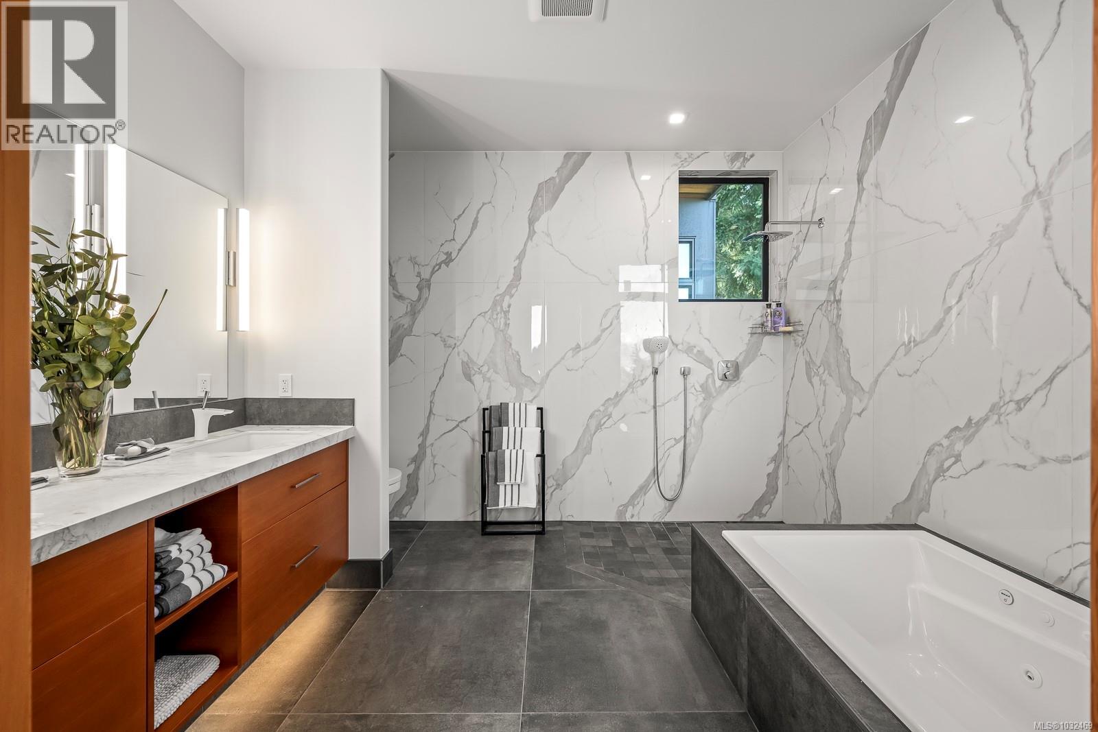 9046 Clarkson Ave - 37