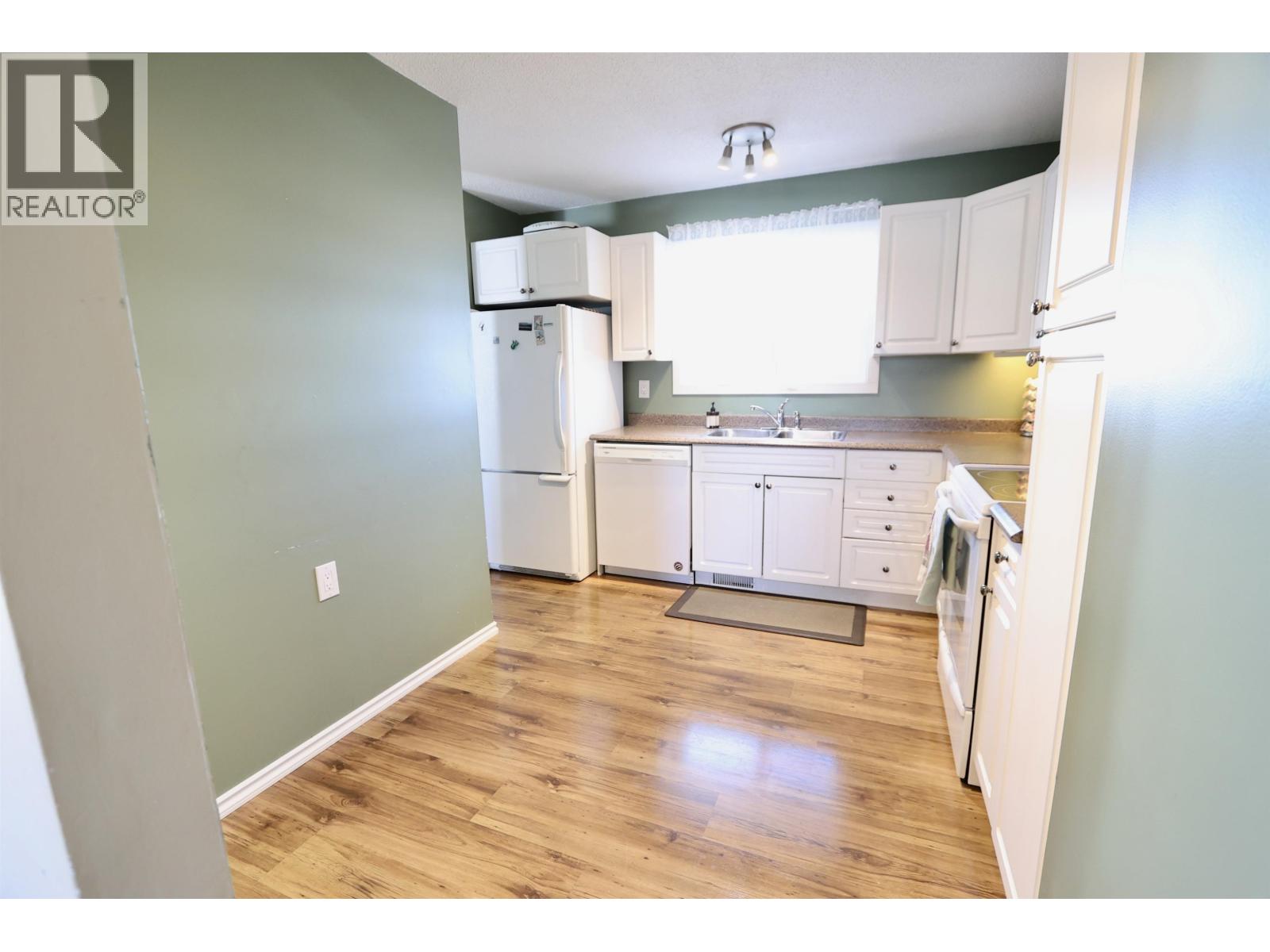 Dining room of 102 111 TABOR BOULEVARD · Prince George, BC