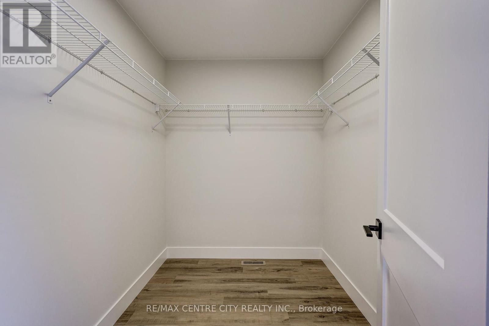 56087 MAVERICK COURT — photo 16