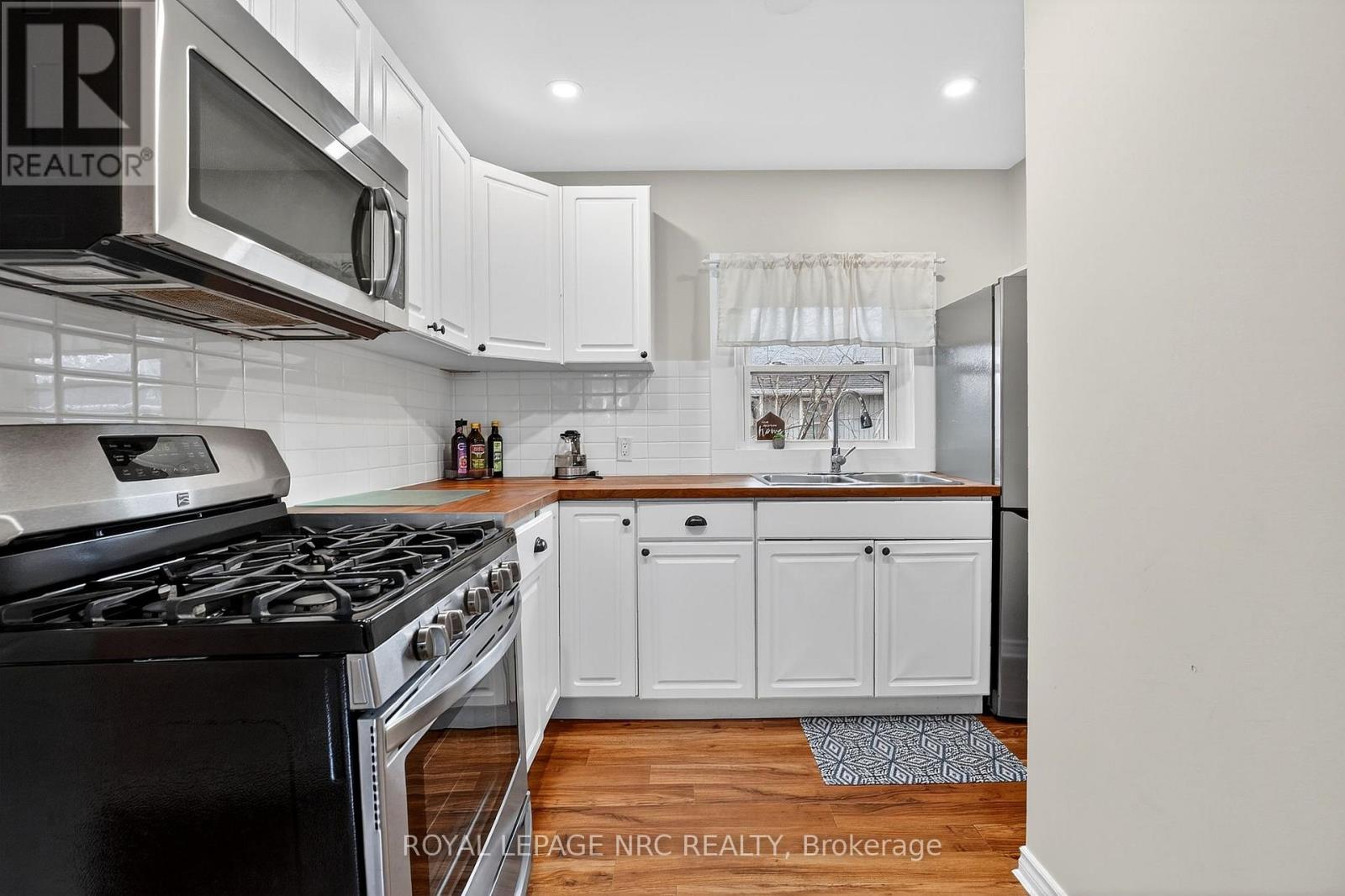 146 BELVIDERE ROAD — photo 24