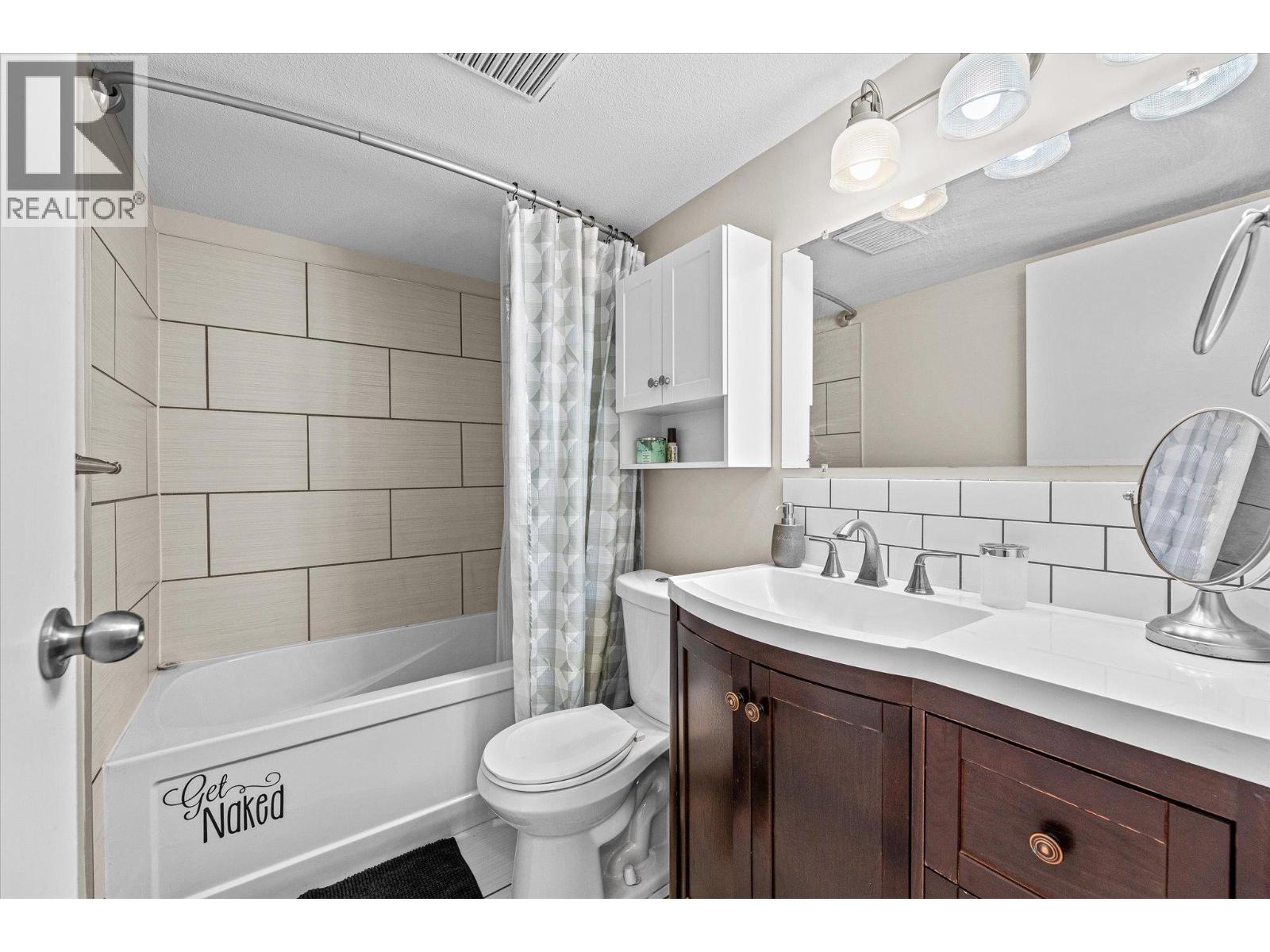 3842 Gordon Drive Unit# 112, Kelowna