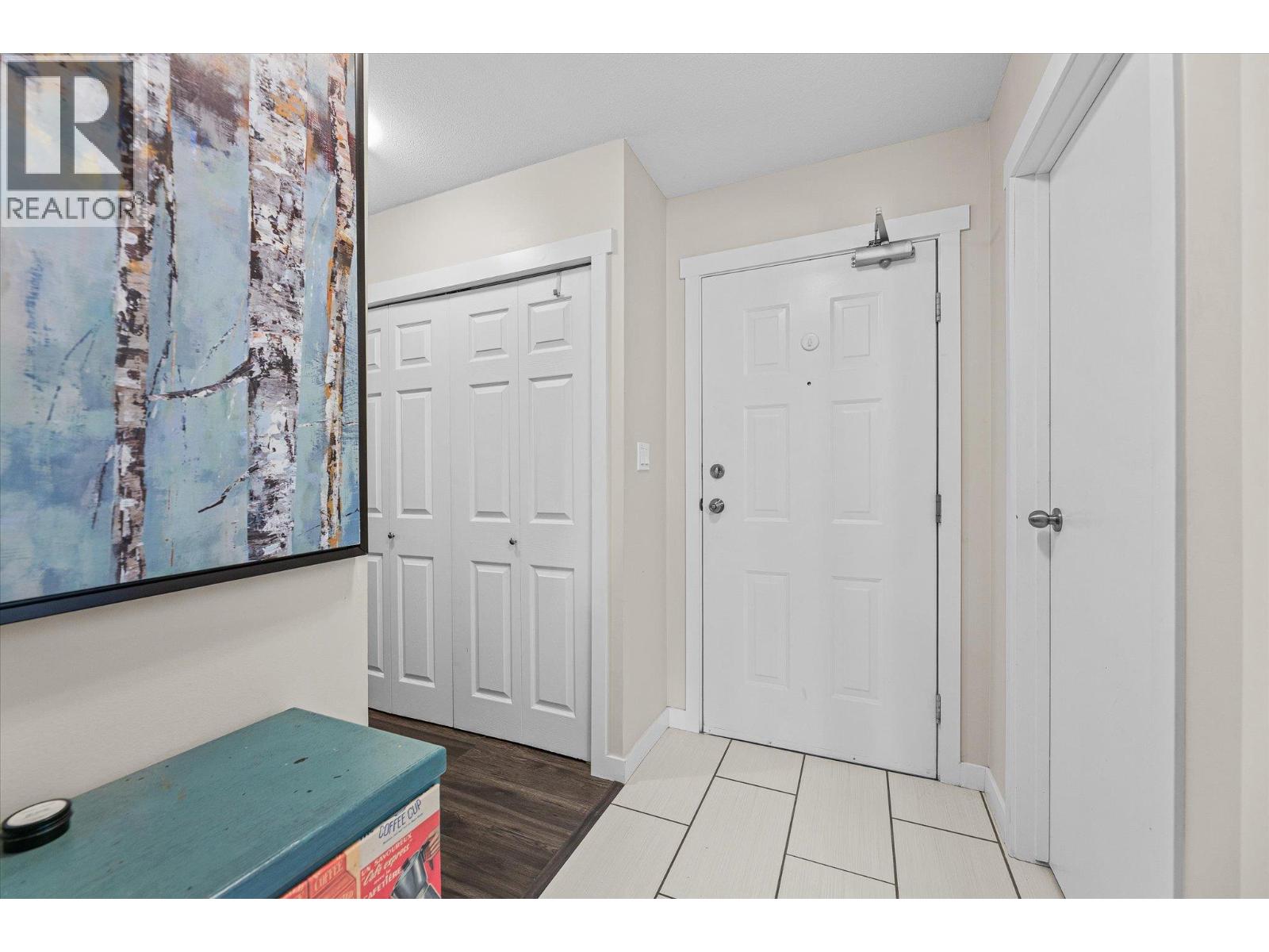 3842 Gordon Drive Unit# 112, Kelowna