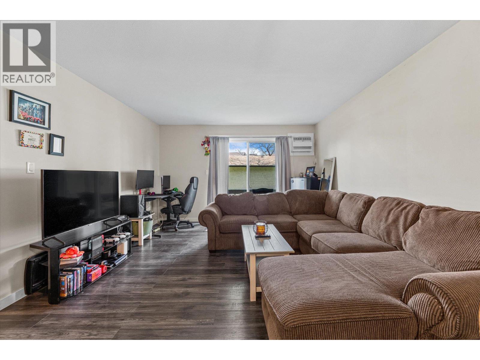 3842 Gordon Drive Unit# 112, Kelowna