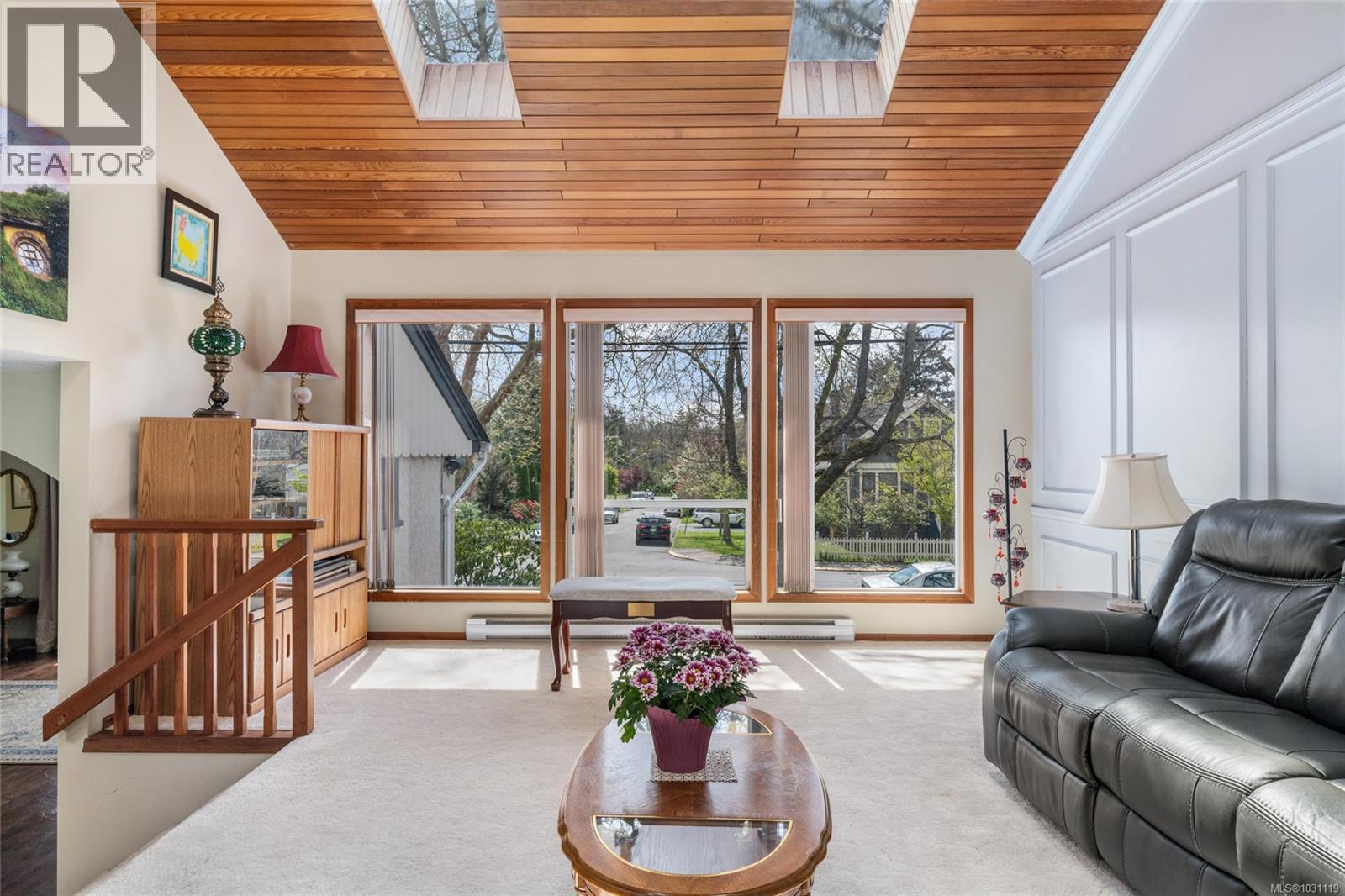  2324 Cranmore Road, Oak Bay