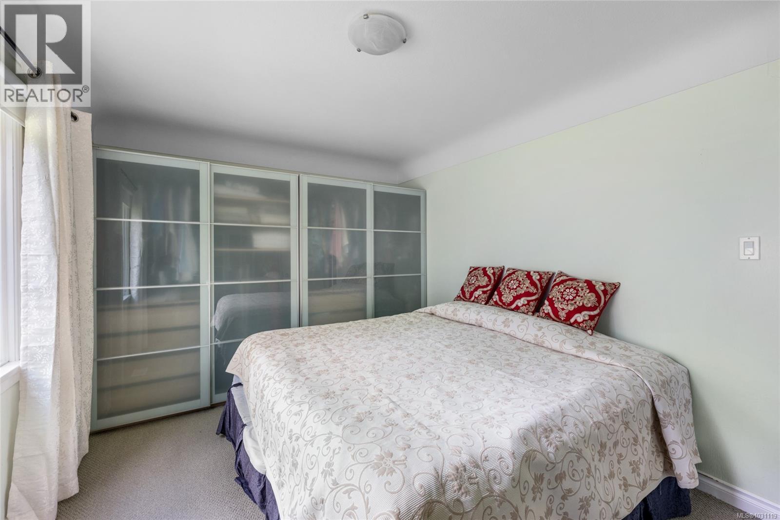  2324 Cranmore Road, Oak Bay