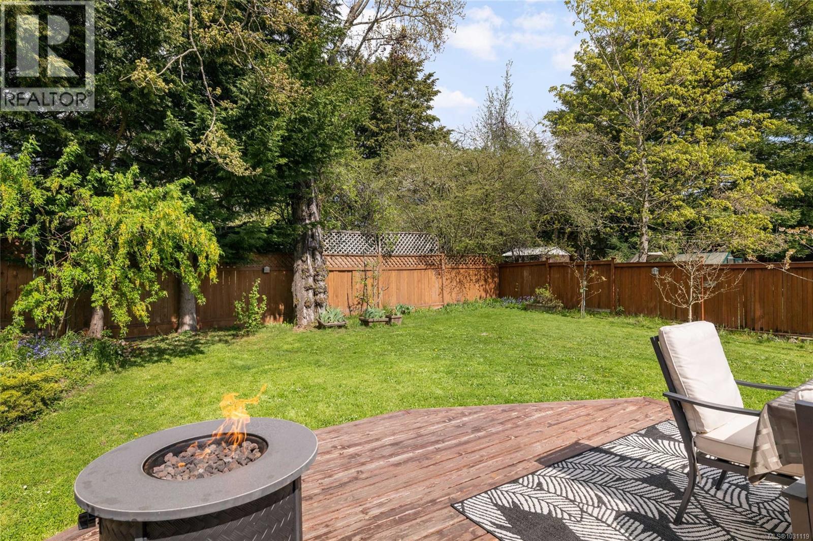  2324 Cranmore Road, Oak Bay