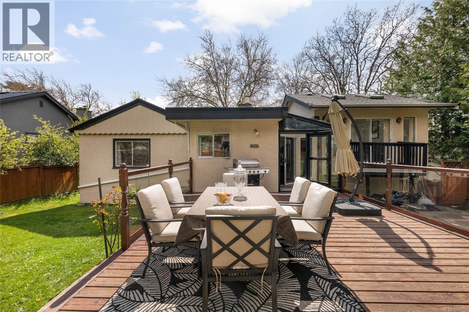  2324 Cranmore Road, Oak Bay