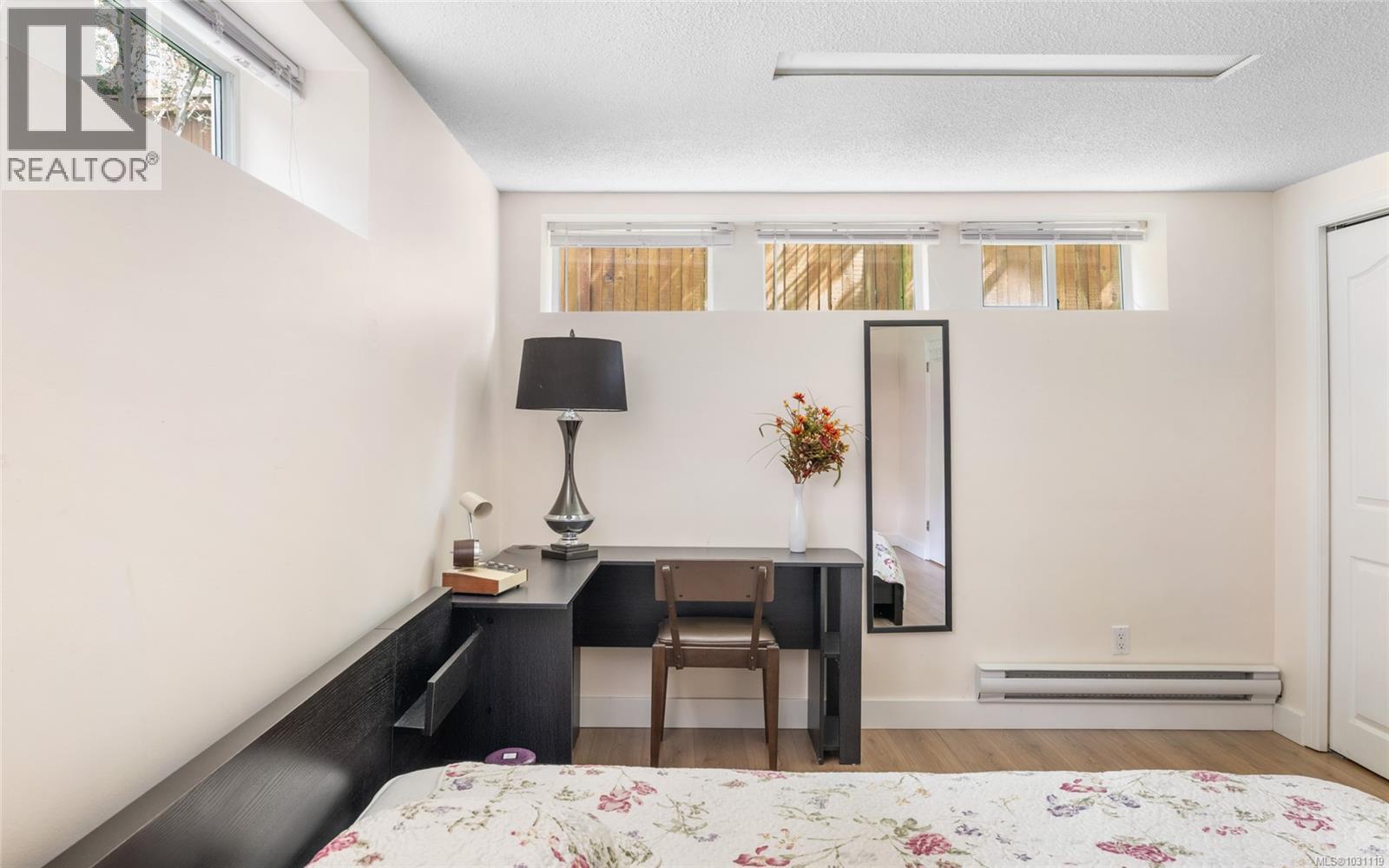  2324 Cranmore Road, Oak Bay